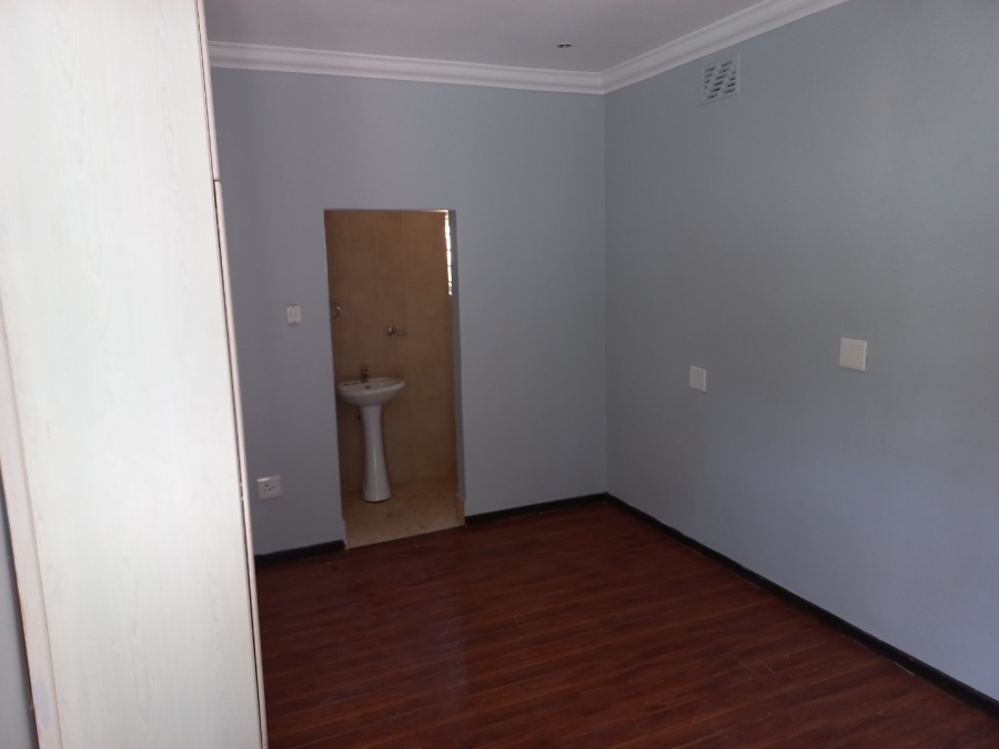 3 Bedroom Property for Sale in Rondebosch Western Cape